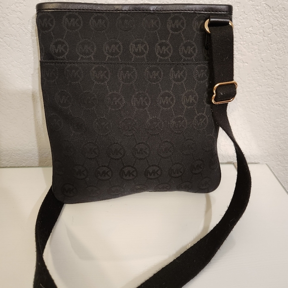 MK Signature Crossbody - Picture 2 of 8